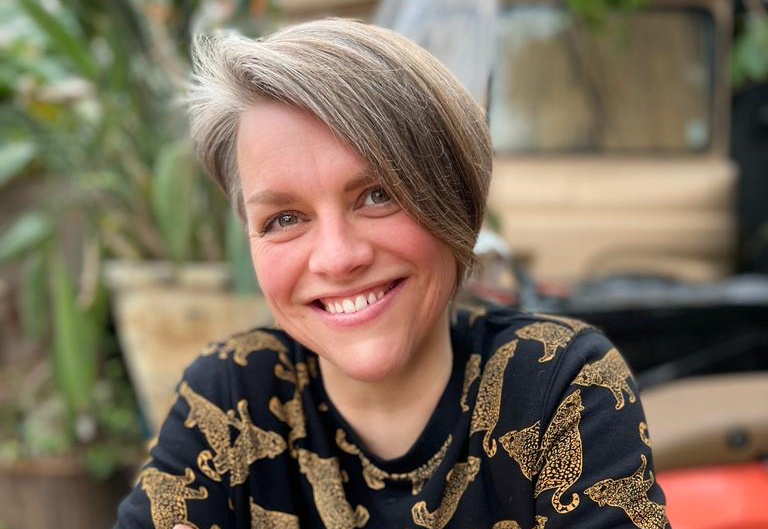 Laura Schoenmakers – Workshop: Ontdek de kracht van bewegingstheater (@ Prismare)
